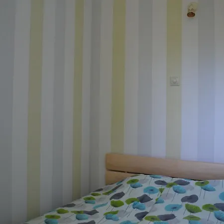Hiiu Apartement 公寓 Kärdla